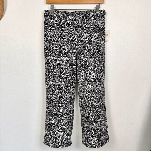 Retrology Pants - Retrology Wide Leg Cropped Pants Women's Sz Small Black White Leopard Print